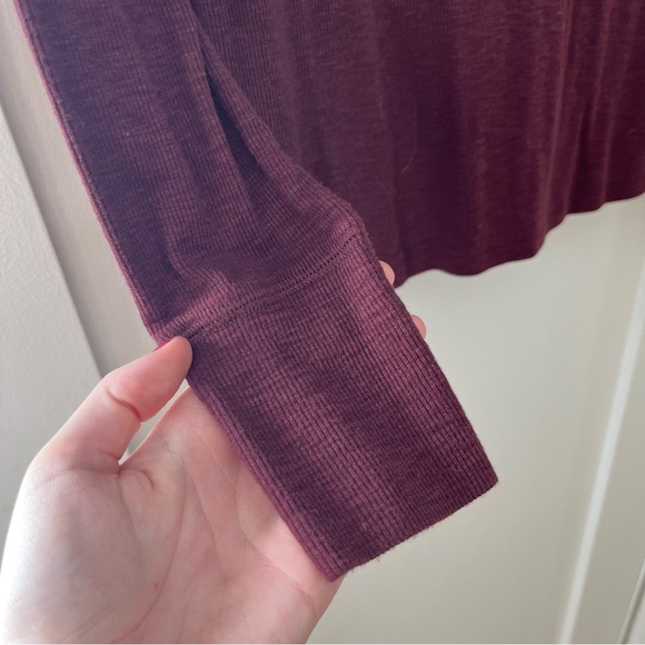 American Eagle Aerie Burgundy Long Sleeve Turtleneck Shirt - Picture 3 of 5
